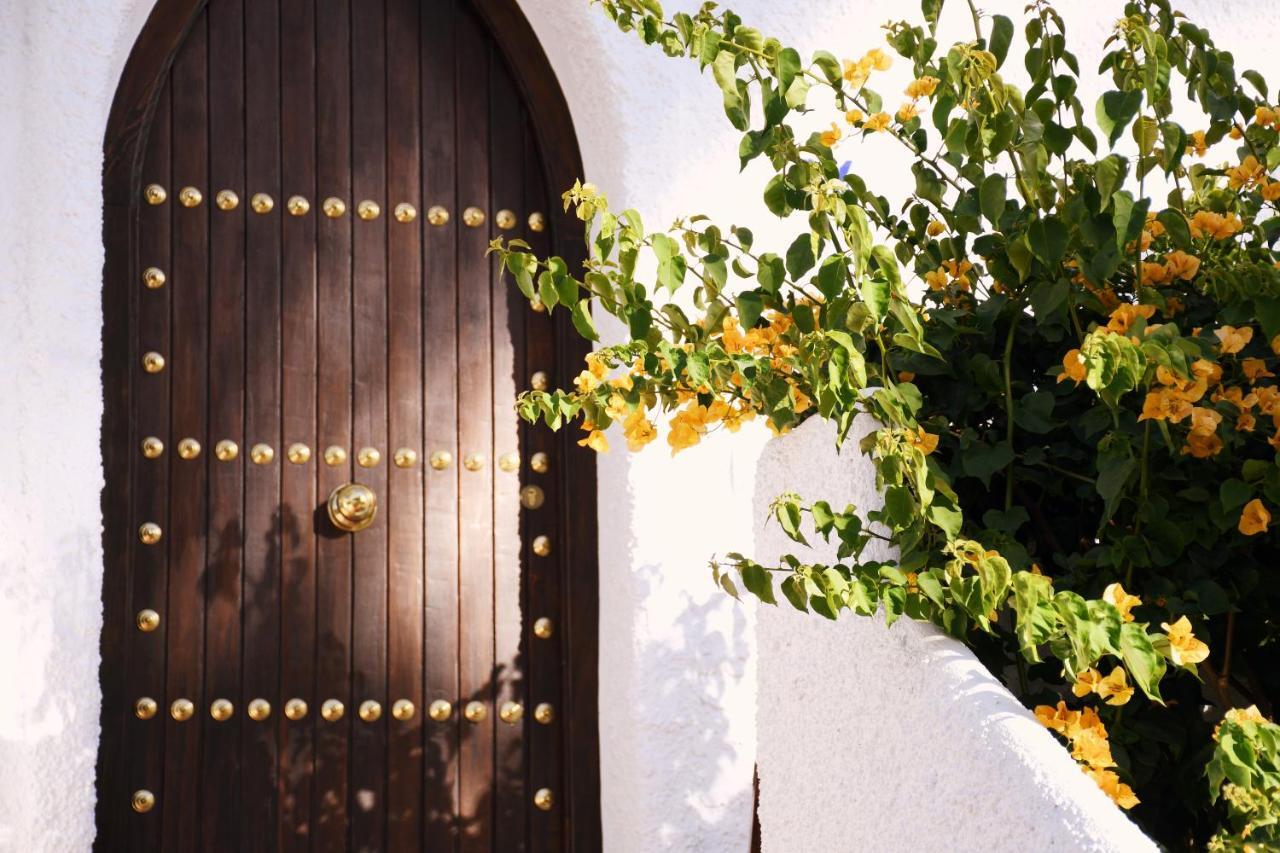 Yellow Jasper - Gemstone Getaway Marbella Exteriör bild
